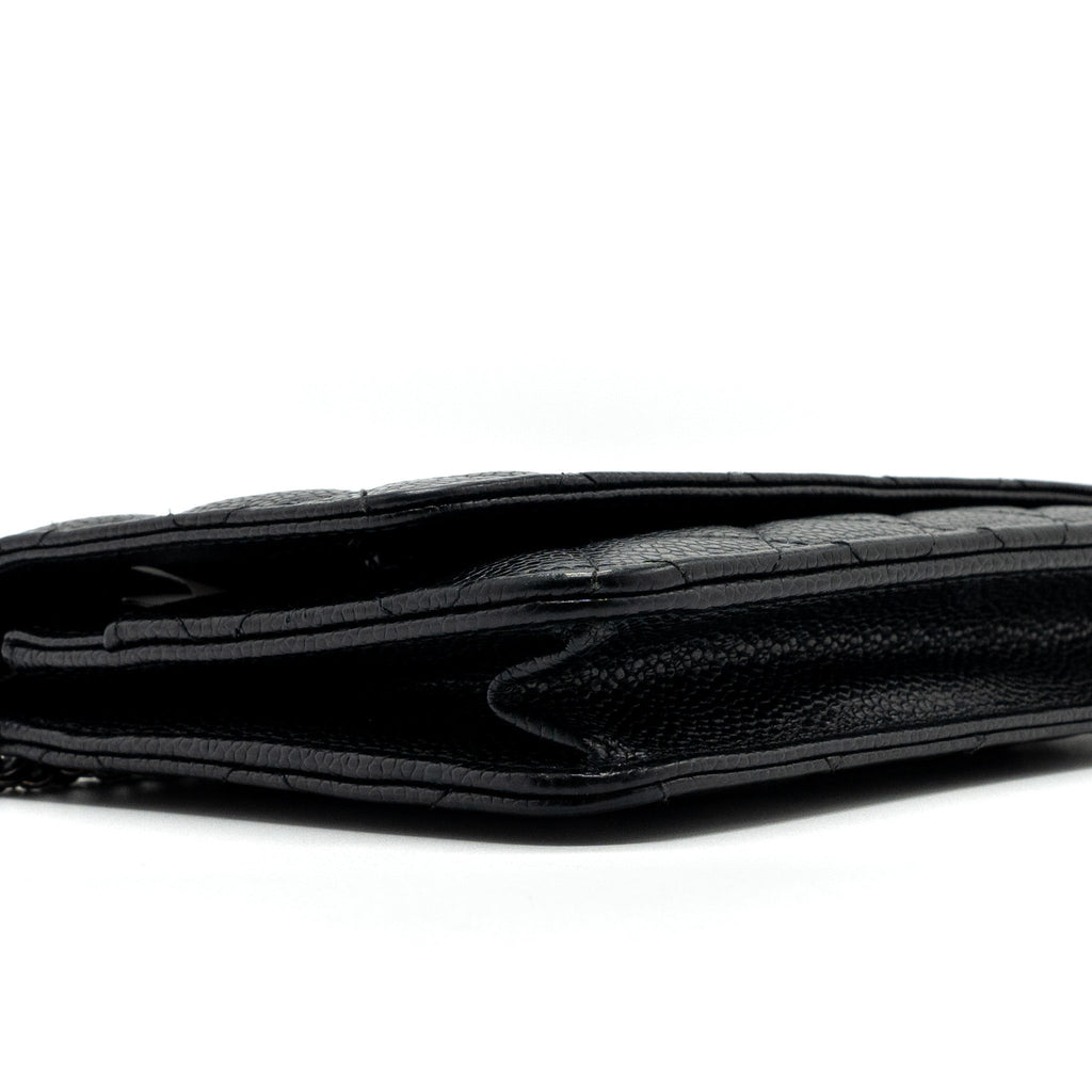 Chanel classic wallet on chain caviar black
