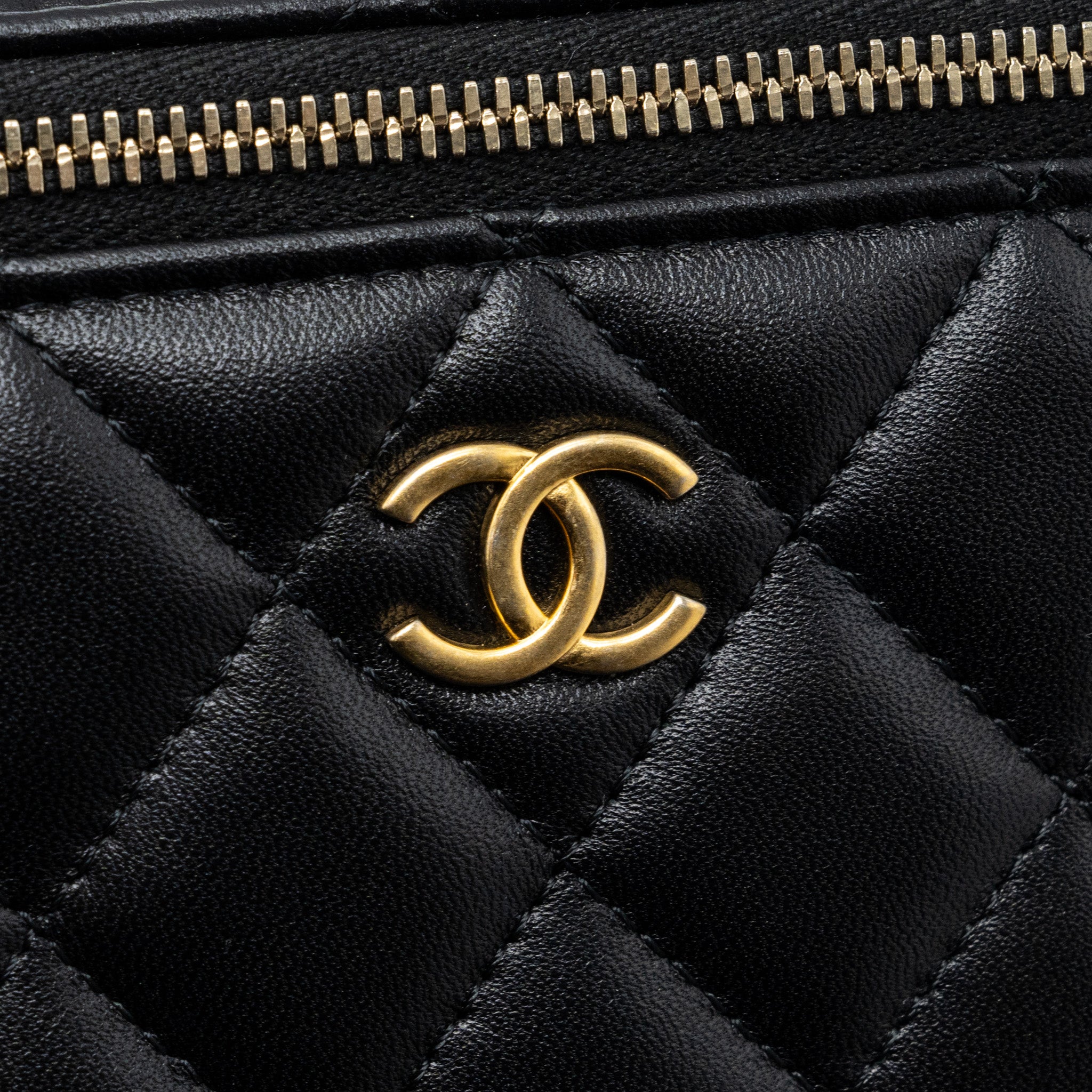 Chanel Top Handle Long Vanity With Chain Lambskin Black (Microchip)