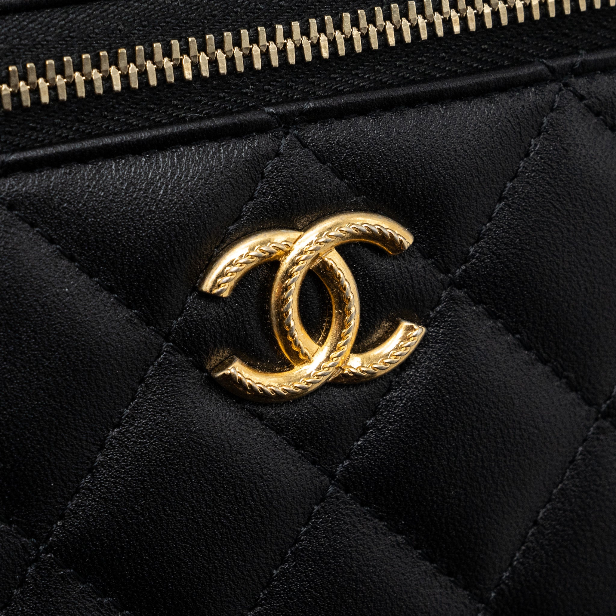 Chanel Detail Top Handle Long Vanity With Chains Lambskin Black (Microchip)