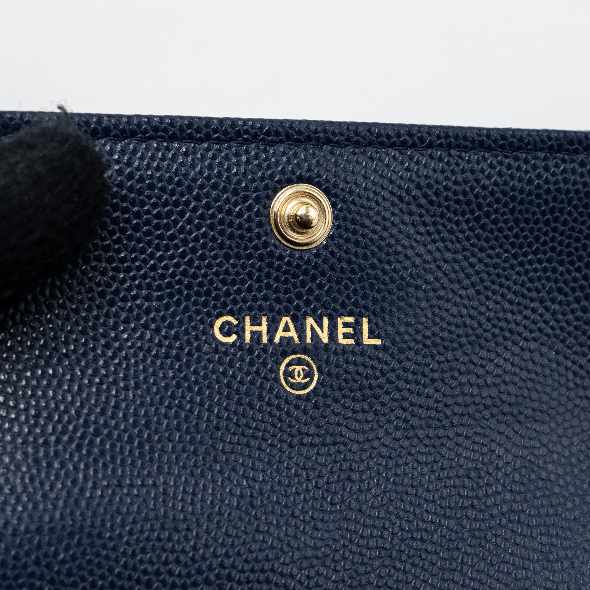Chanel detailed giant logo Card holder caviar dark blue L