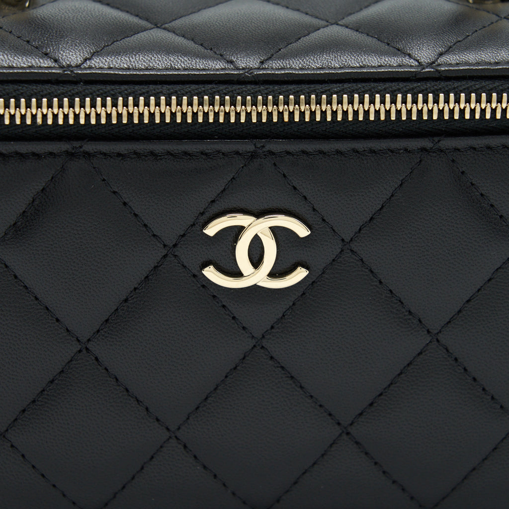 Chanel Top Handle Long Vanity Lambskin Black L