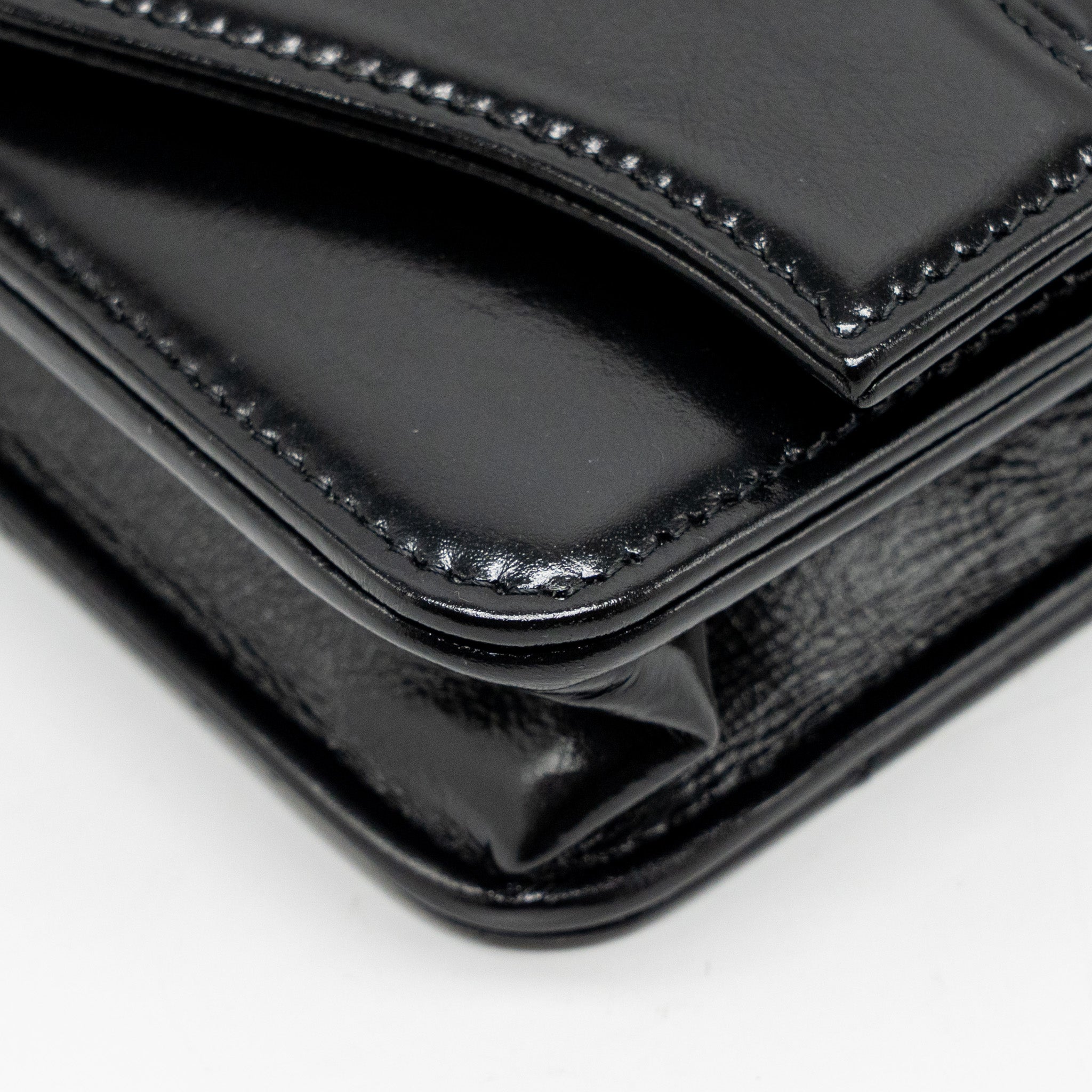 Chanel 24c 31 Wallet On Chain Shiny Calfskin Black L (Microchip)
