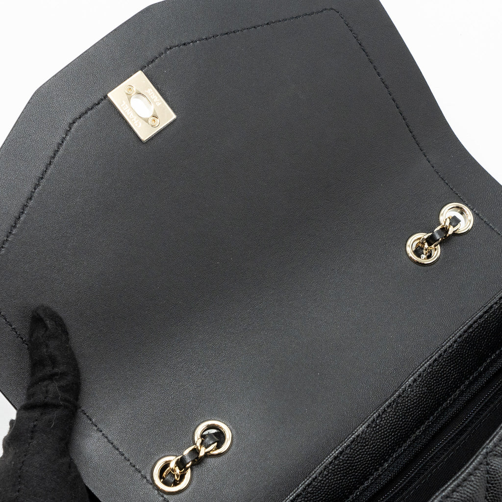 Chanel Envelop Flap Bag Caviar Black L