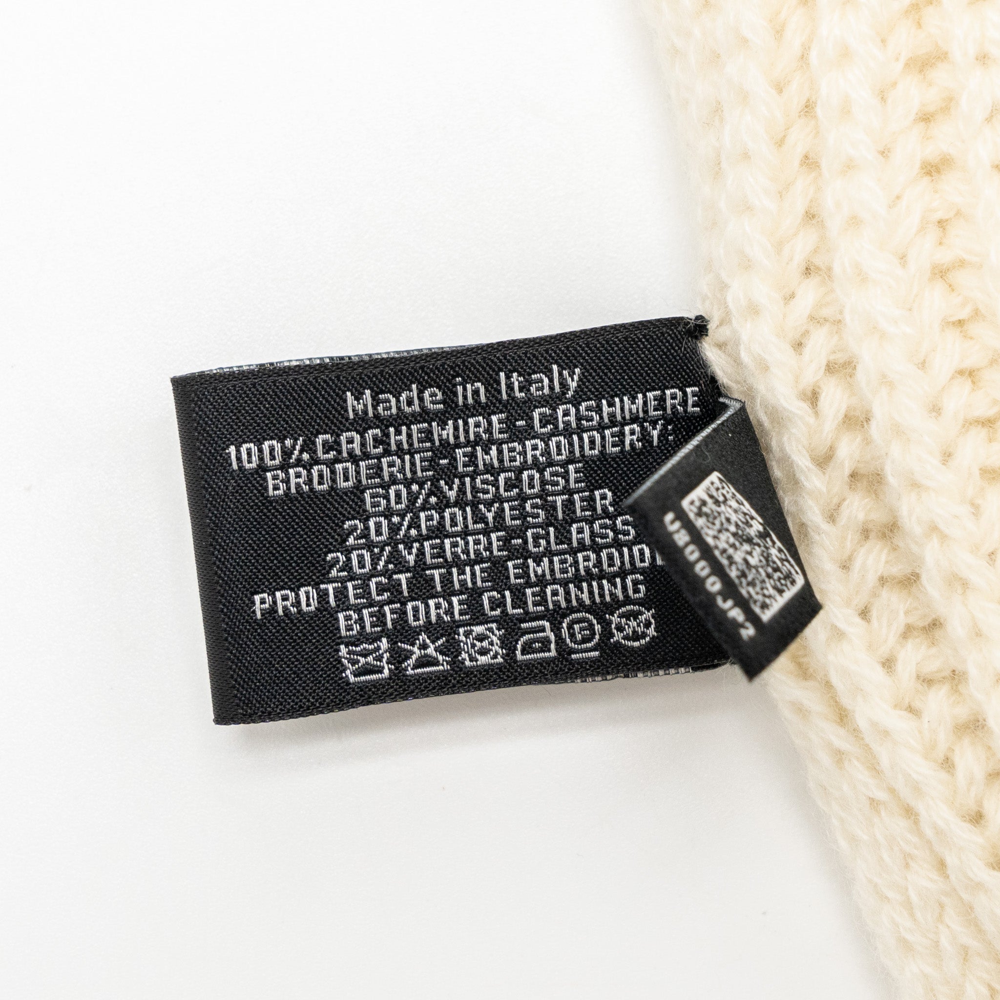 Chanel 23K Chanel Letter cashmere scarf ivory