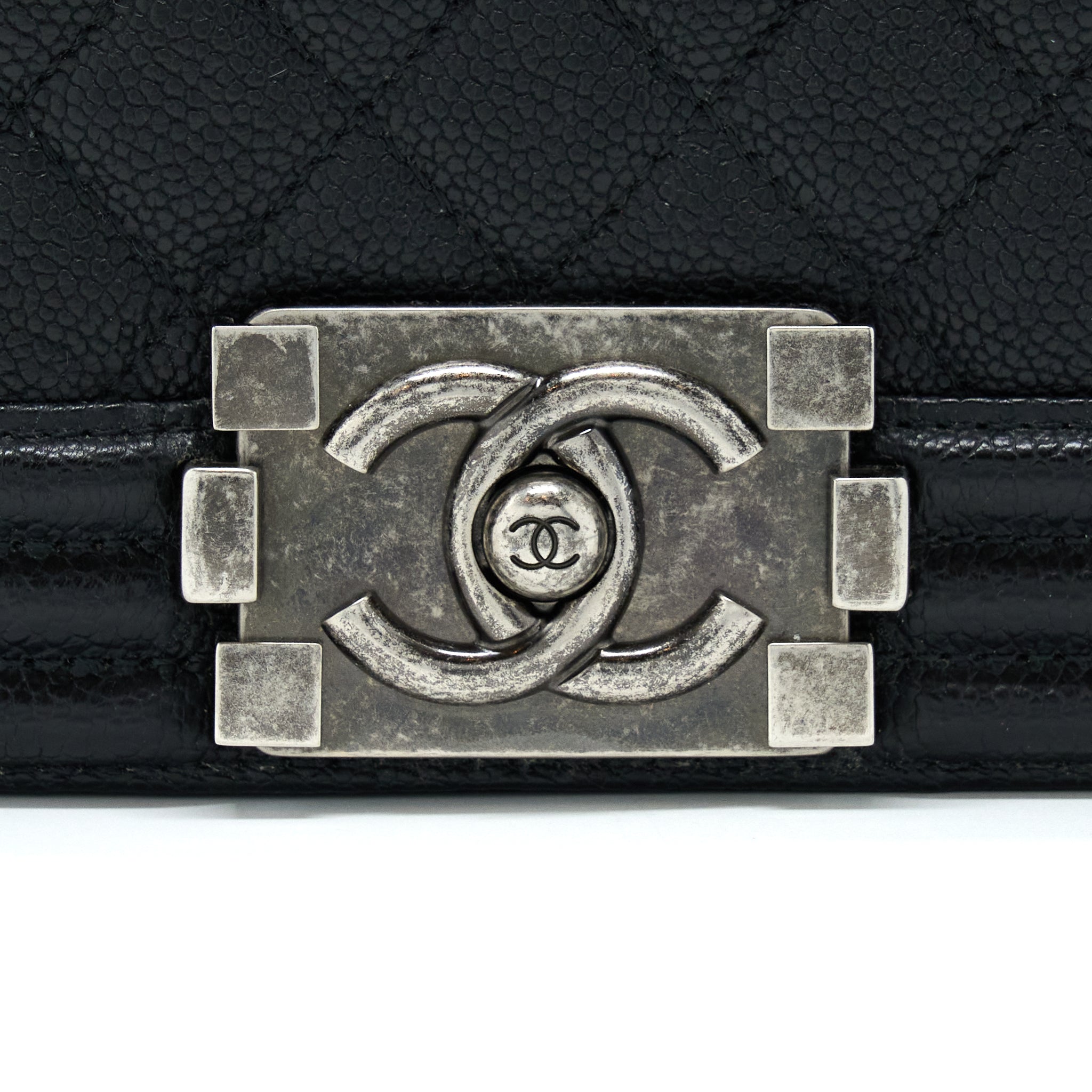 Chanel New Medium 28cm Boy Bag Caviar Black Ruthenium