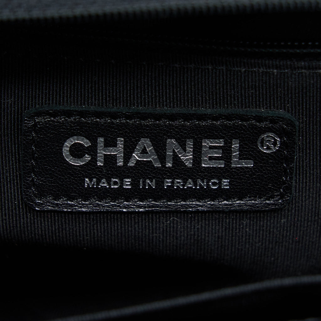 Chanel New Medium 28cm Boy Bag Caviar Black Ruthenium