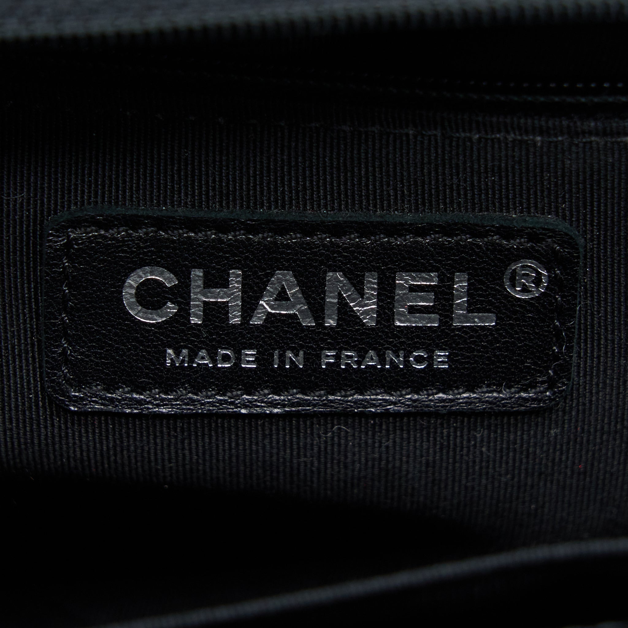 Chanel New Medium 28cm Boy Bag Caviar Black Ruthenium