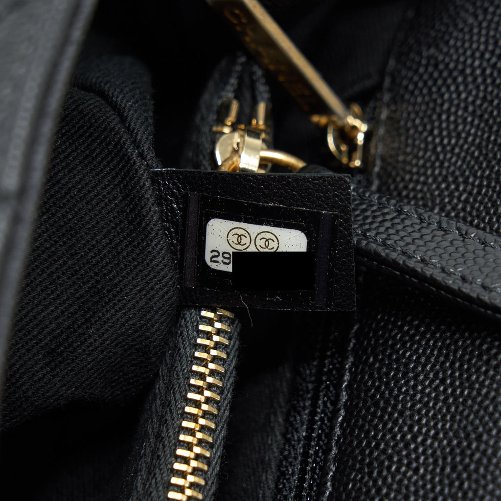 Chanel Medium Coco Handle With Lizard Embossed Handle Caviar Black