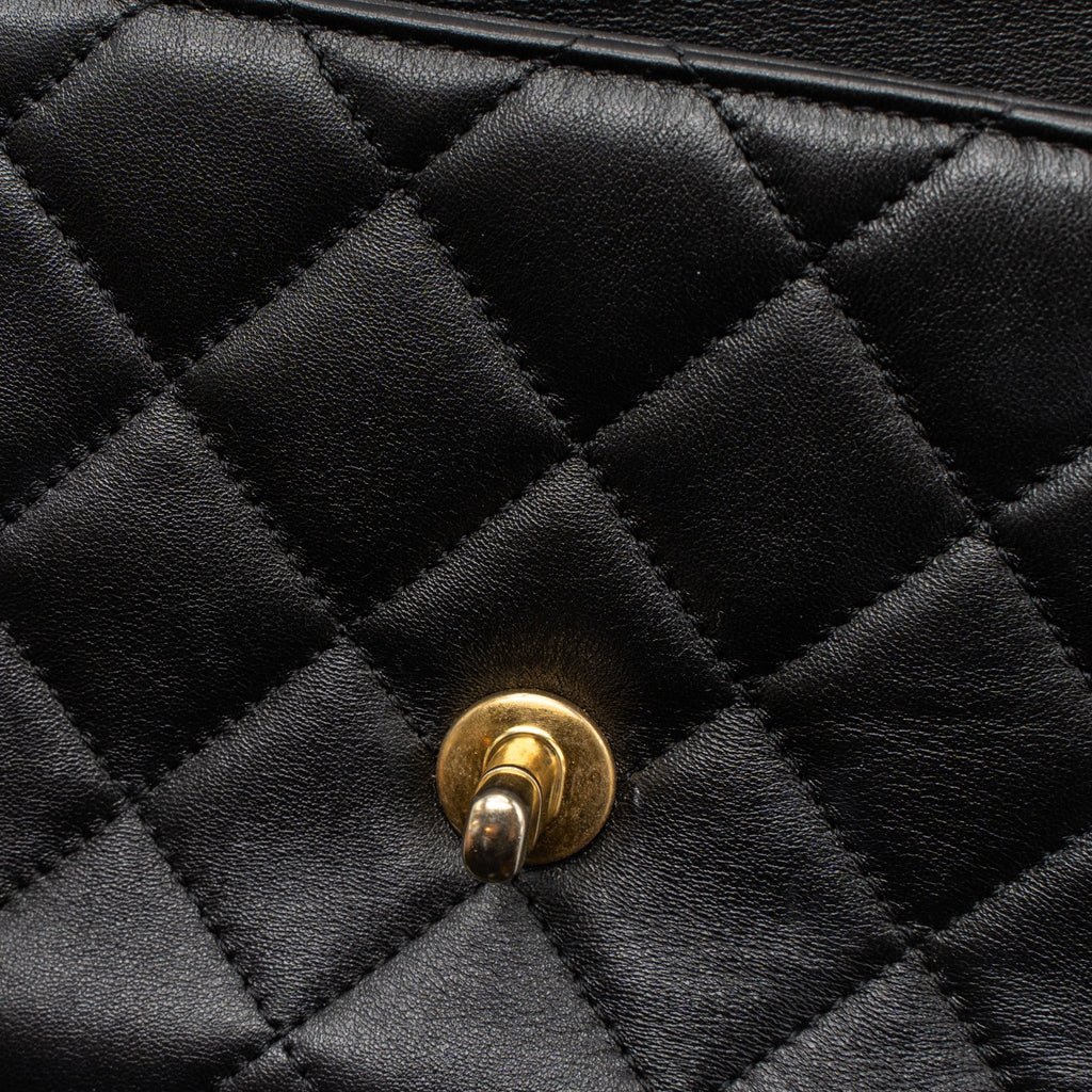 Chanel limited edition quilted flap bag lambskin black  (microchip)