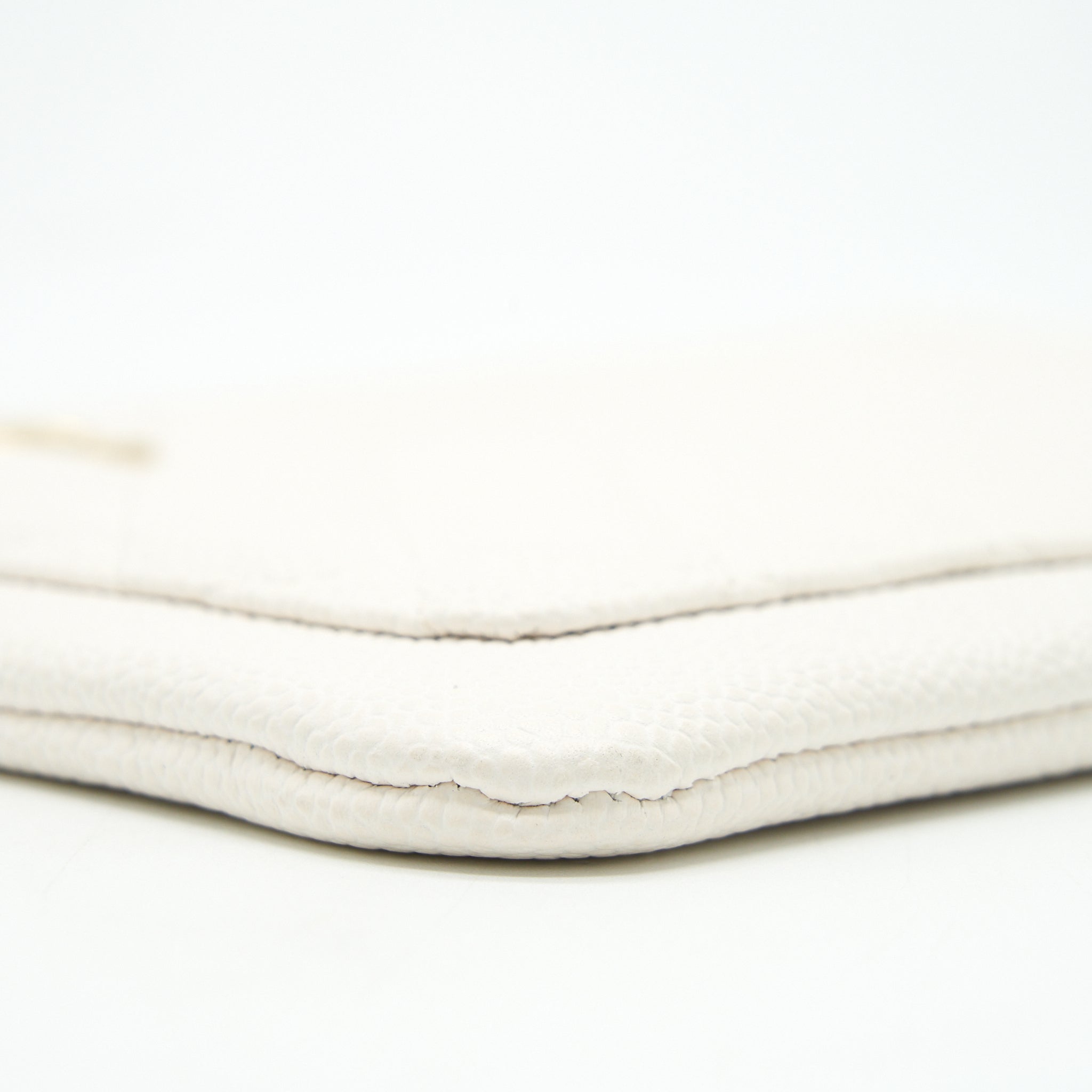 Chanel Seasonal Zippy Pouch Caviar White