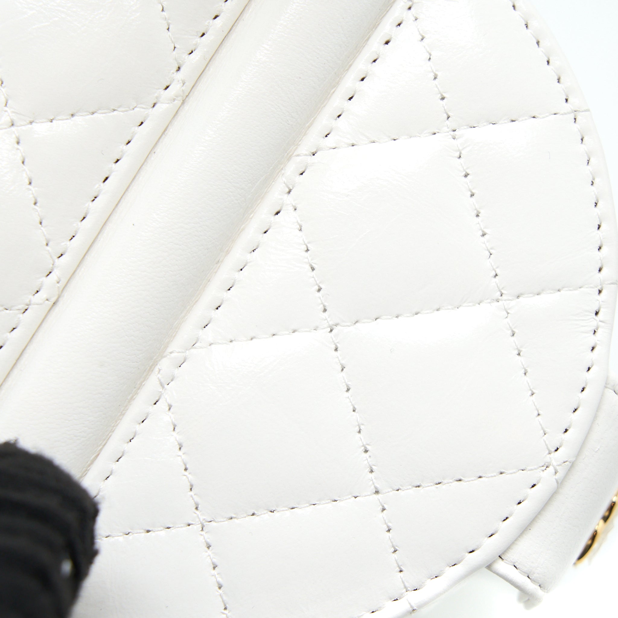 Chanel Top Handle Round Vanity with Chain Lambskin White  (Microchip)