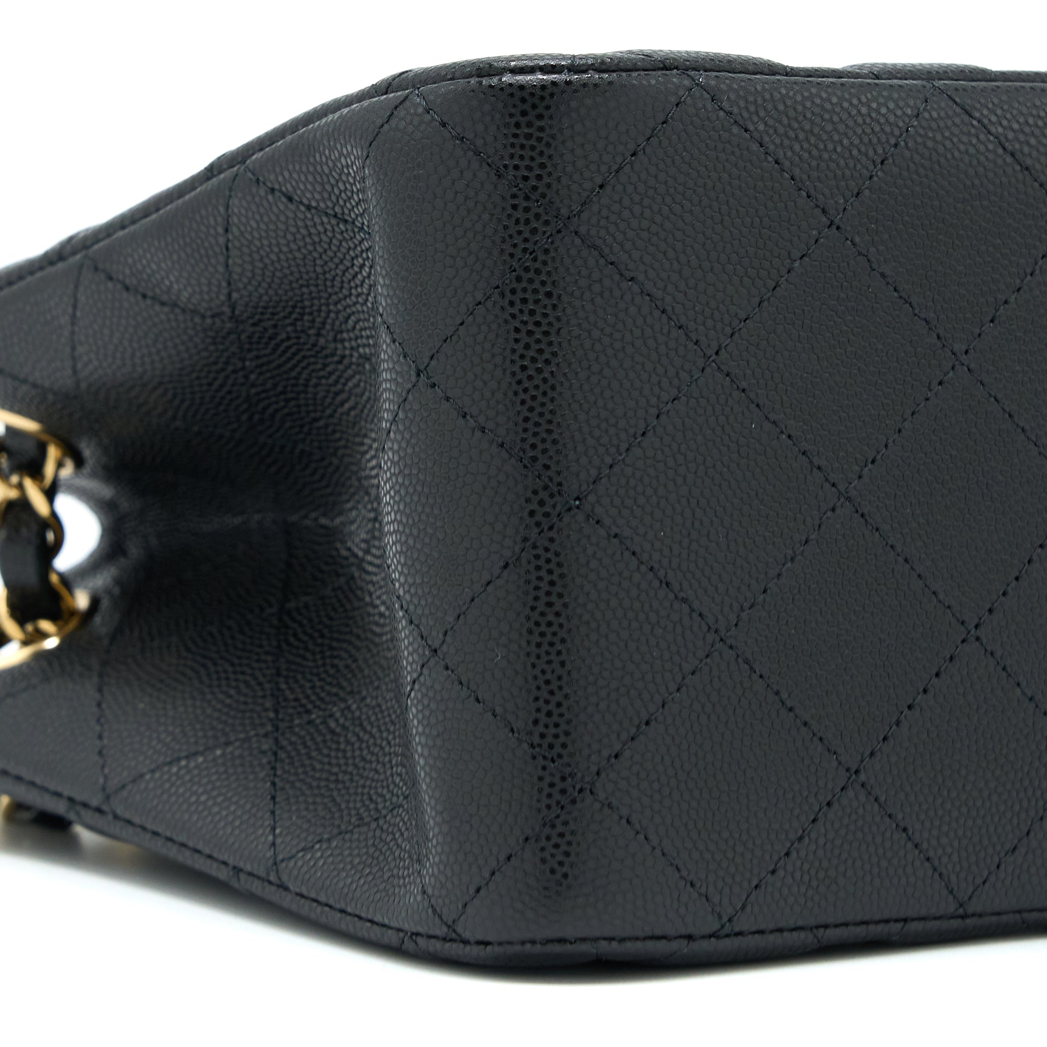 Chanel 23C Mini Bucket Bag Caviar Black L (Microchip)