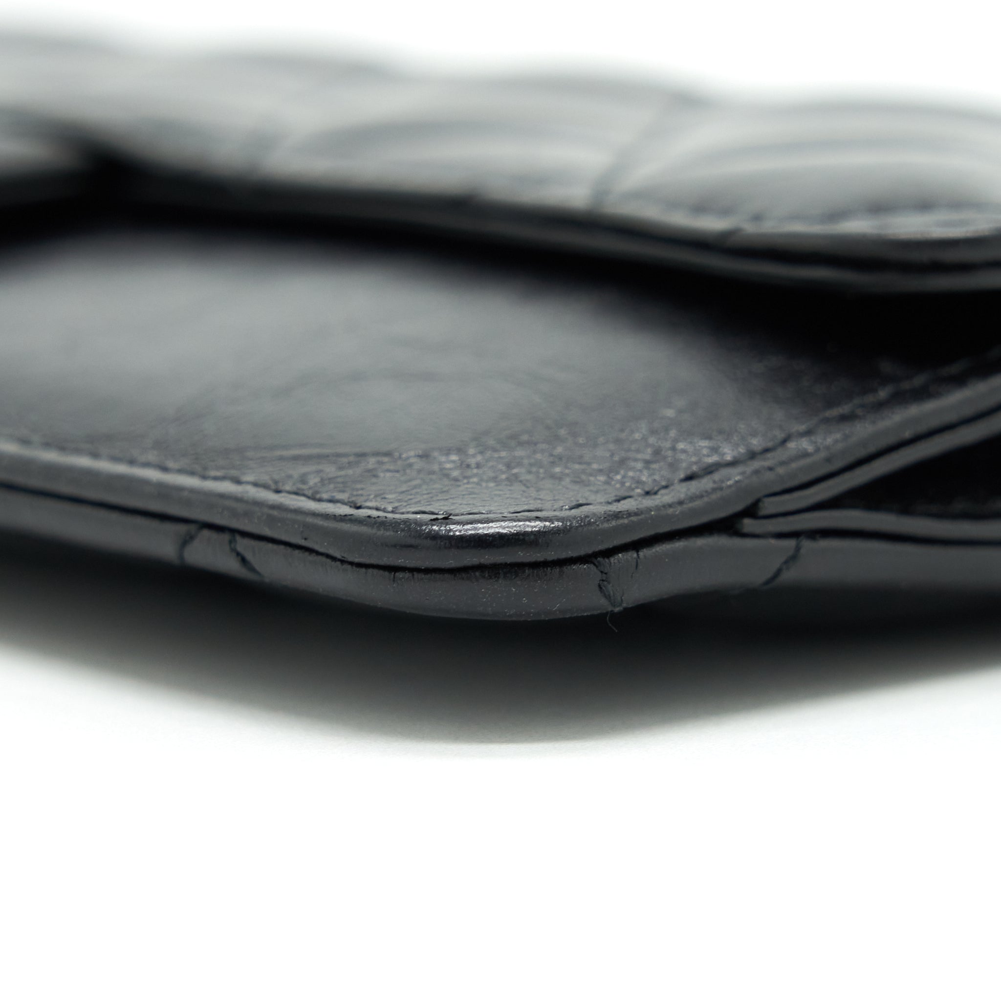 Chanel Reissue Zippy Pouch Quilted Calfskin Black Ruthenium