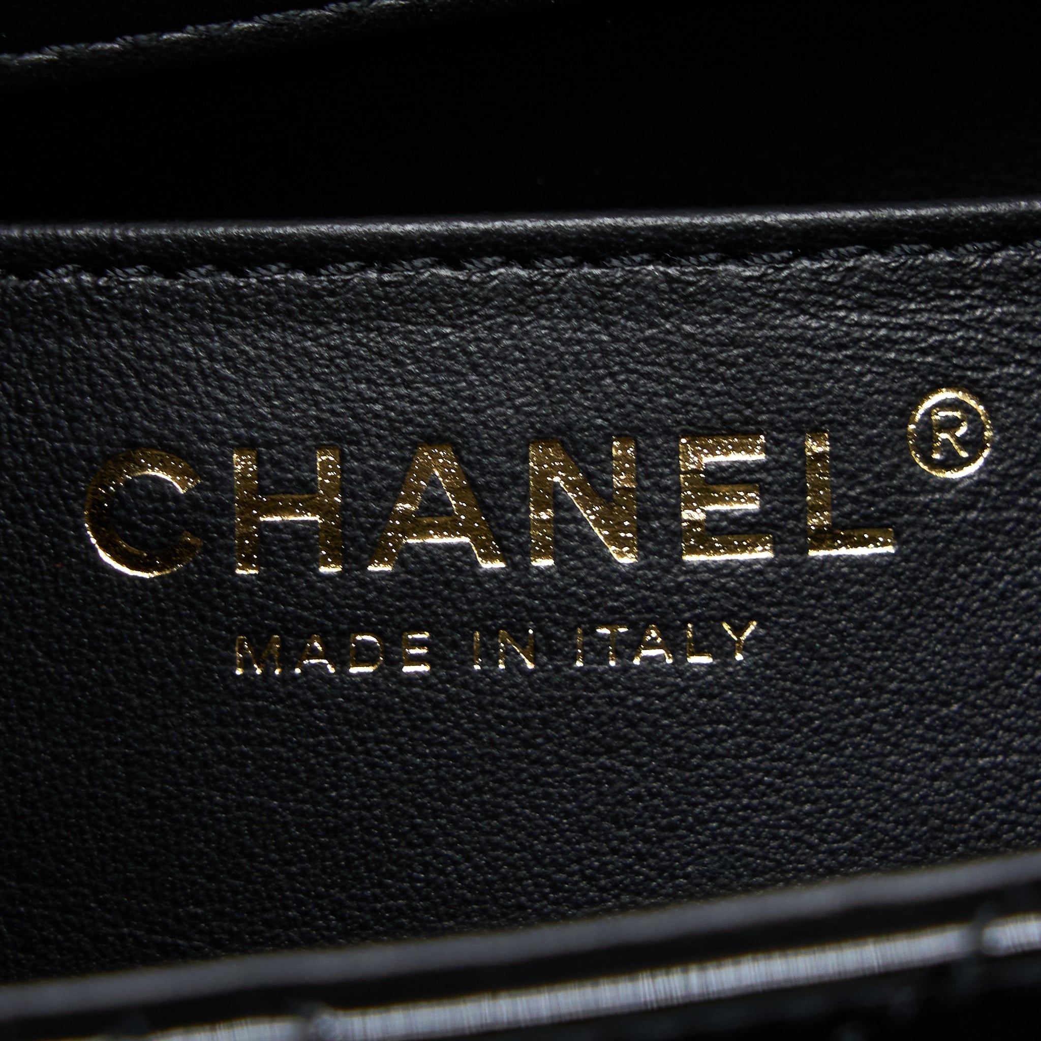 Chanel 22K Retro Classic New Square Mini Flap Bag Patent Black Brushed (Microchip)