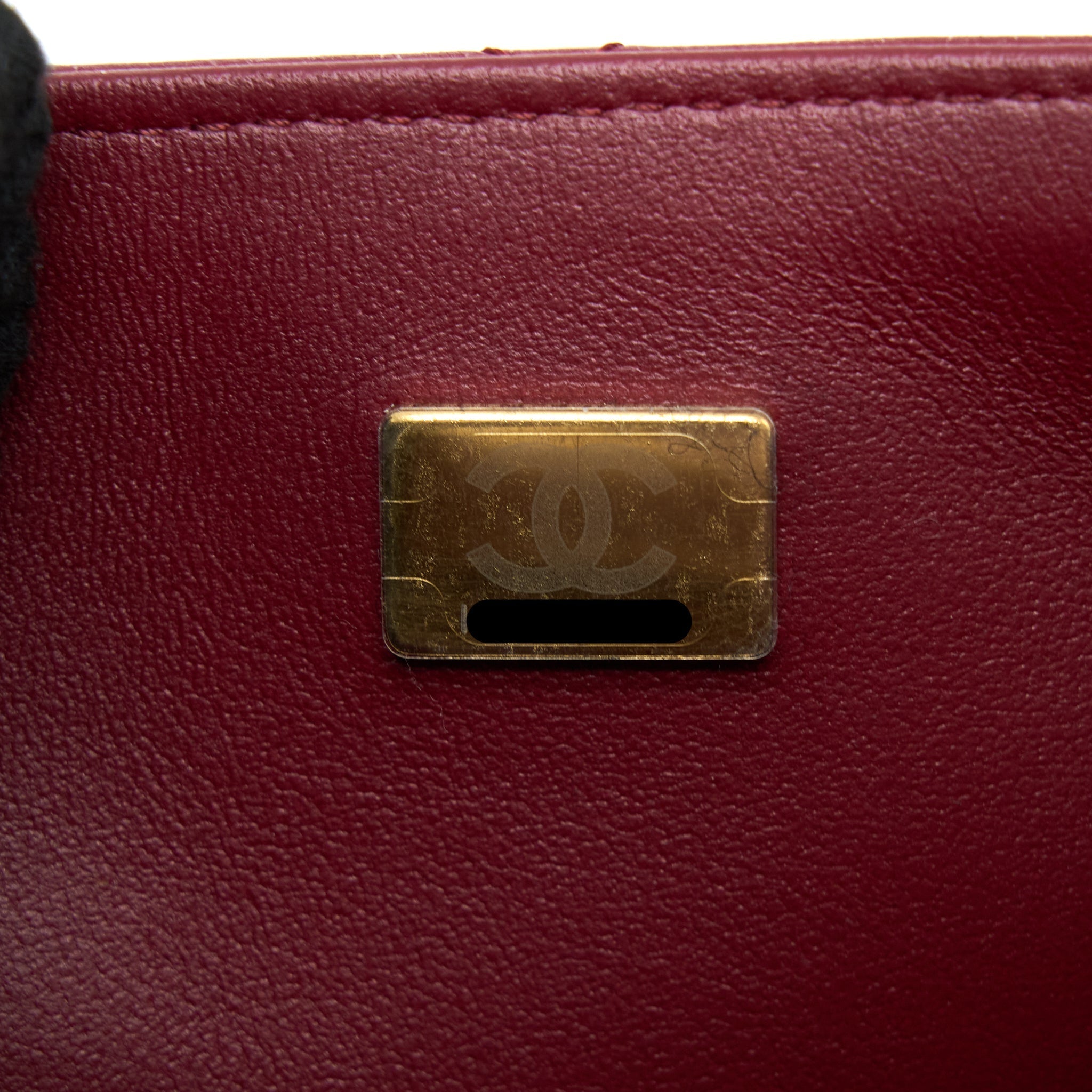 Chanel 22A Mini Square Flap Bag Lambskin Burgundy L (Microchip)