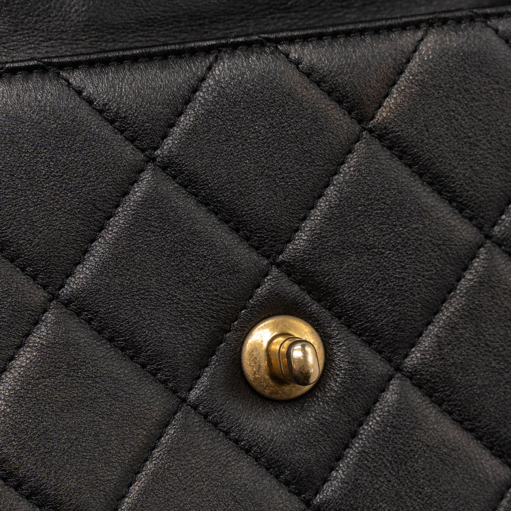 Chanel Messenger Bag Calfskin Black
