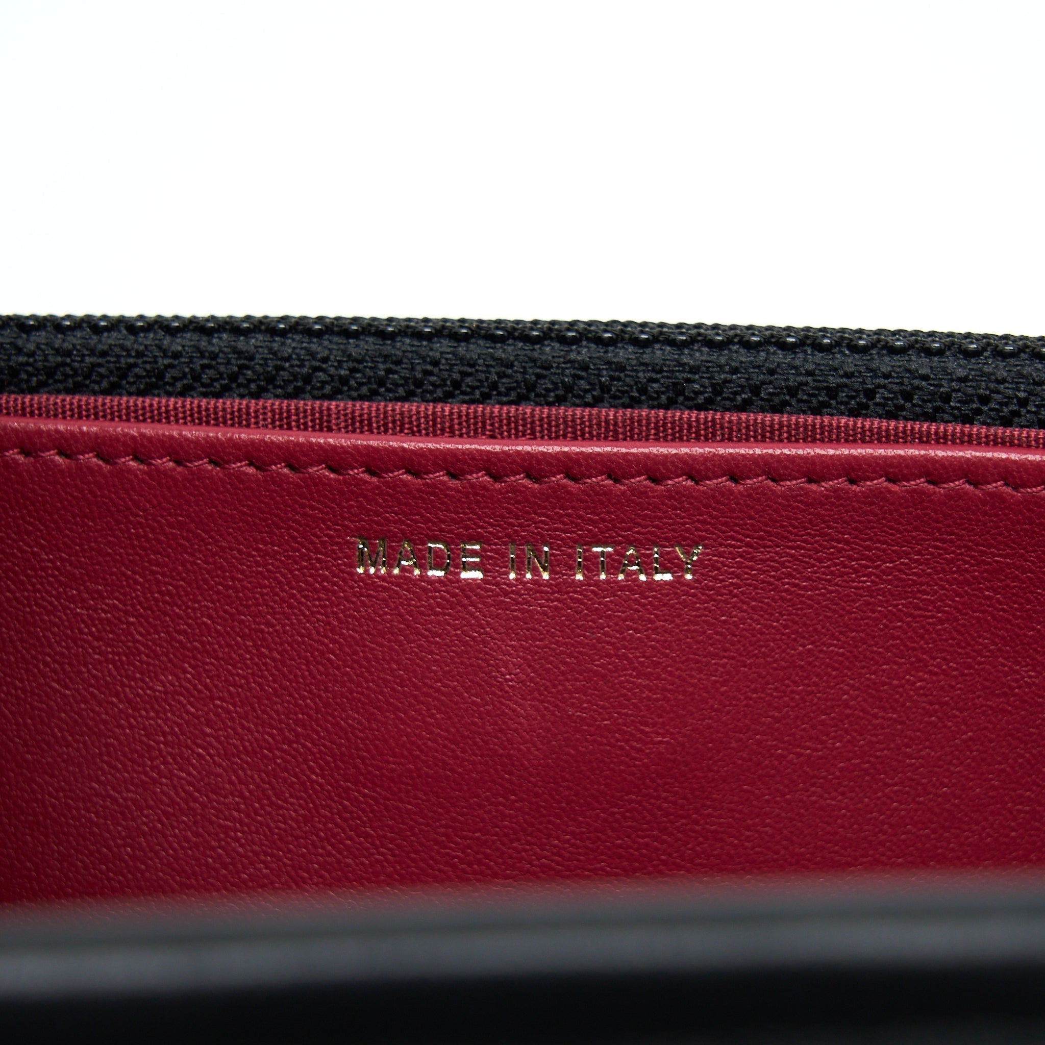 Chanel 21S Wallet On Chain With Pearl/CC logo Round Handle Lambskin Black Brushed