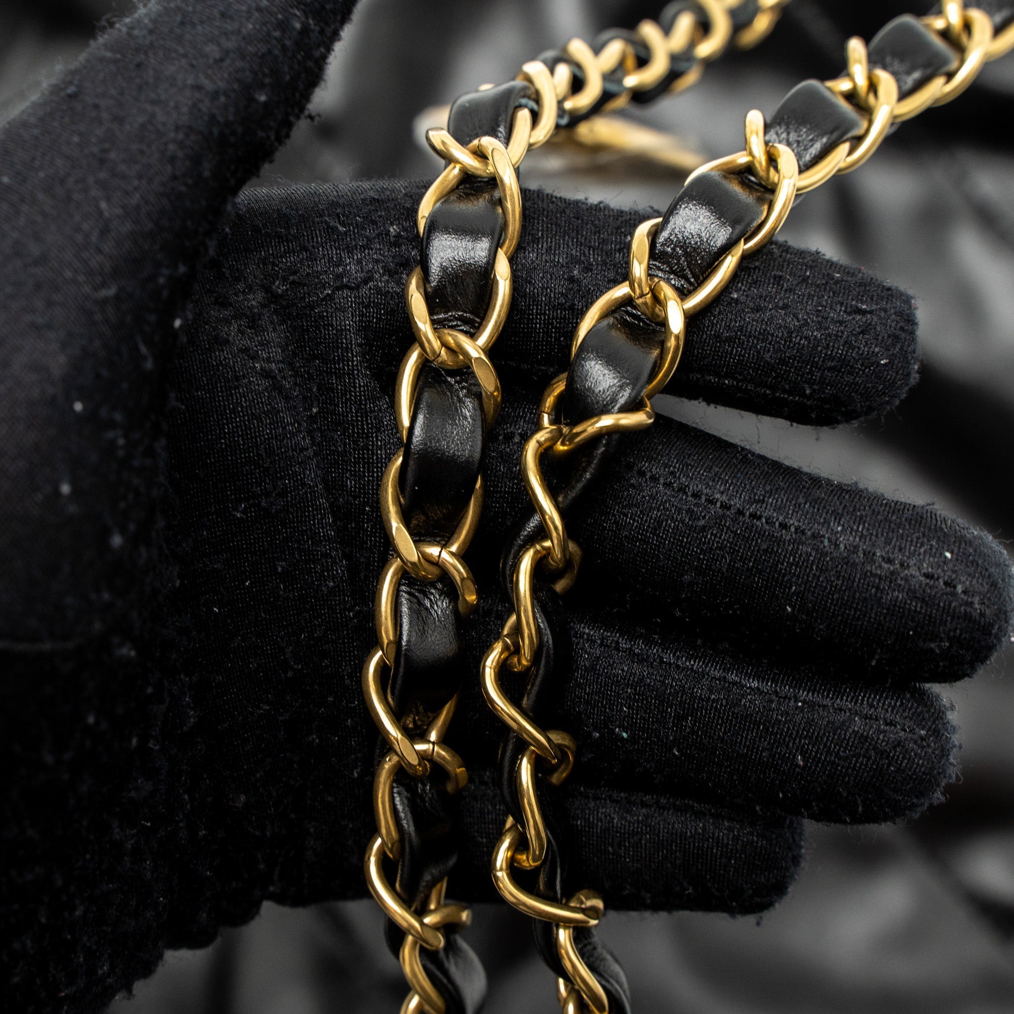 Chanel Small 22 Bag Shiny Calfskin Black  (Microchip)