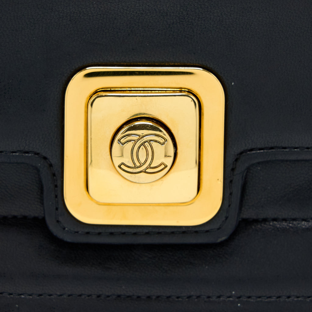 Chanel Vintage Kelly Flap Bag Lambskin Black