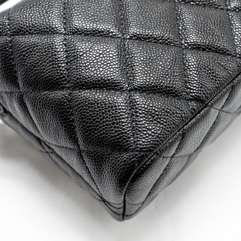 Chanel 25C Quilted Hobo Bag Caviar Black L (Microchip)