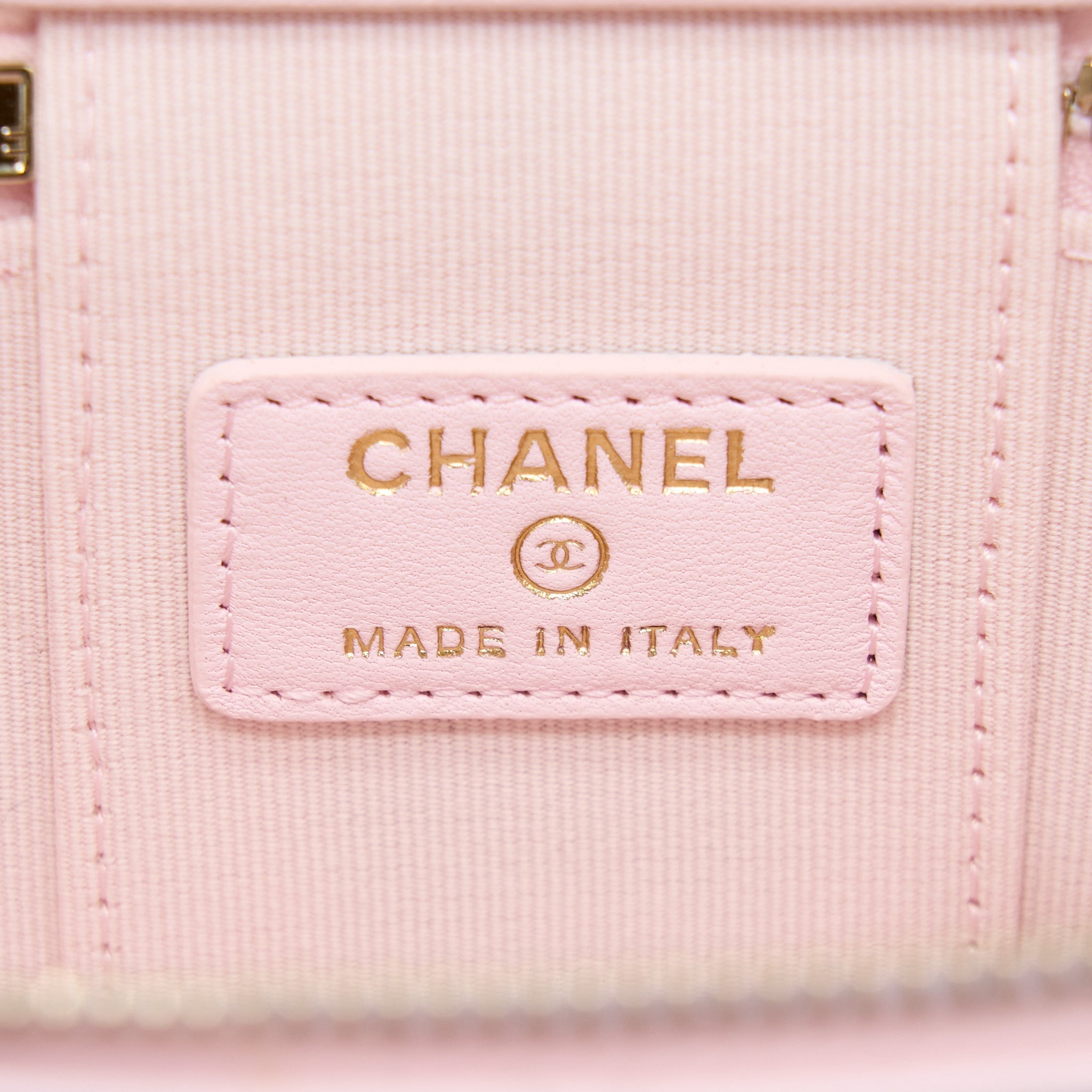 Chanel Top Handle Mini Vanity Lambskin Pink L