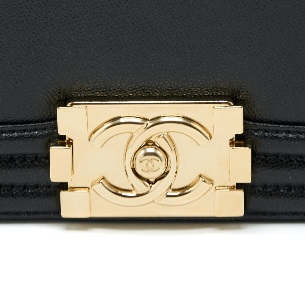 Chanel Mini Boy Bag Calfskin Black L (Microchip)