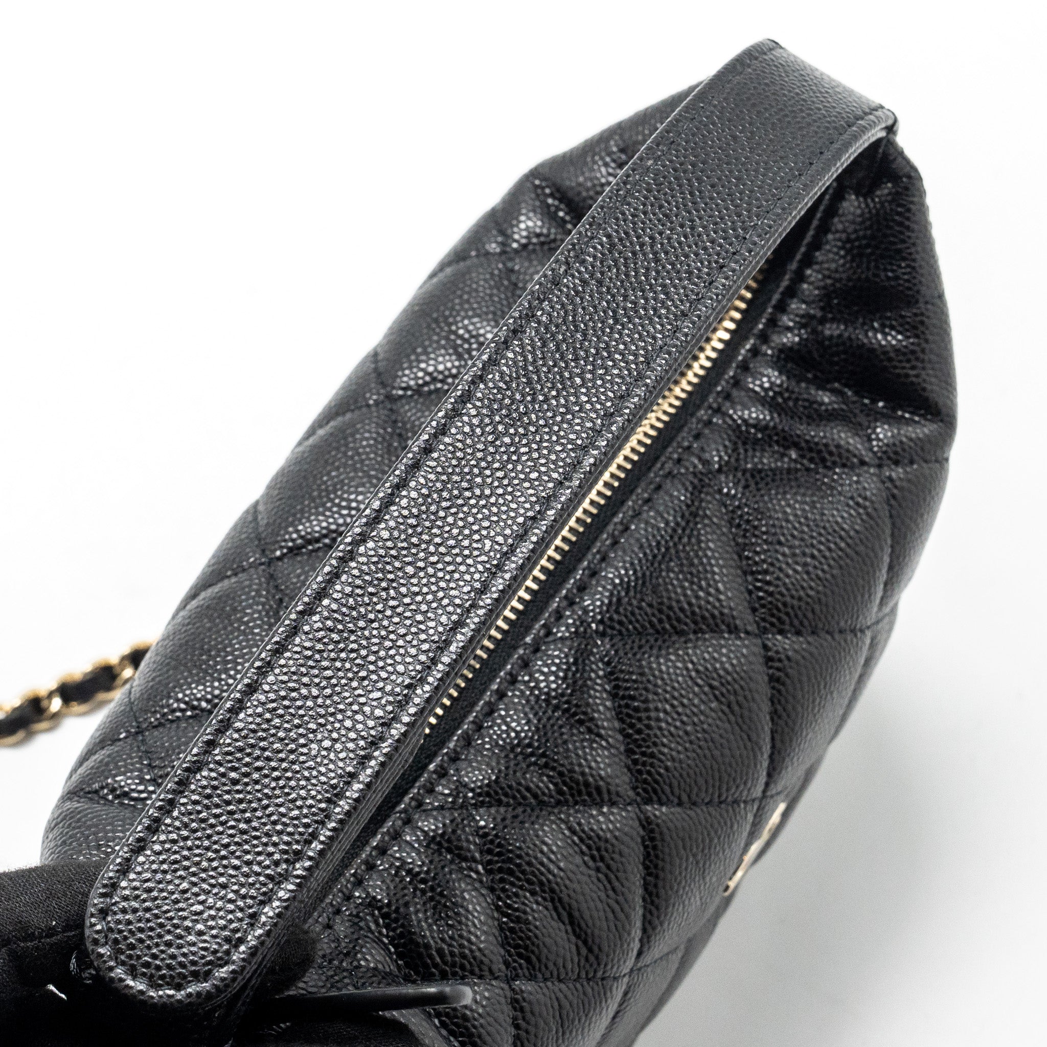 Chanel 25C Quilted Hobo Bag Caviar Black L (Microchip)