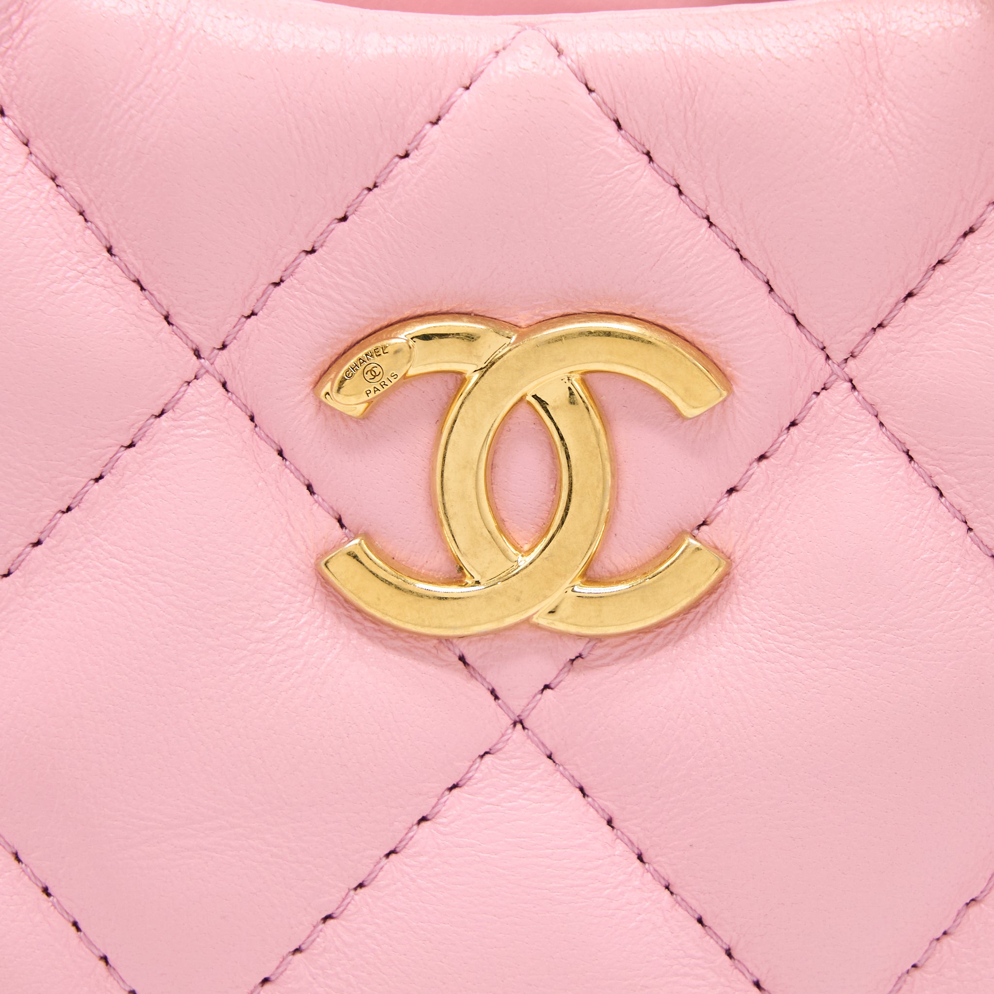 Chanel 22K Hobo Bag Logo Chain Lambskin Pink  (Microchip)