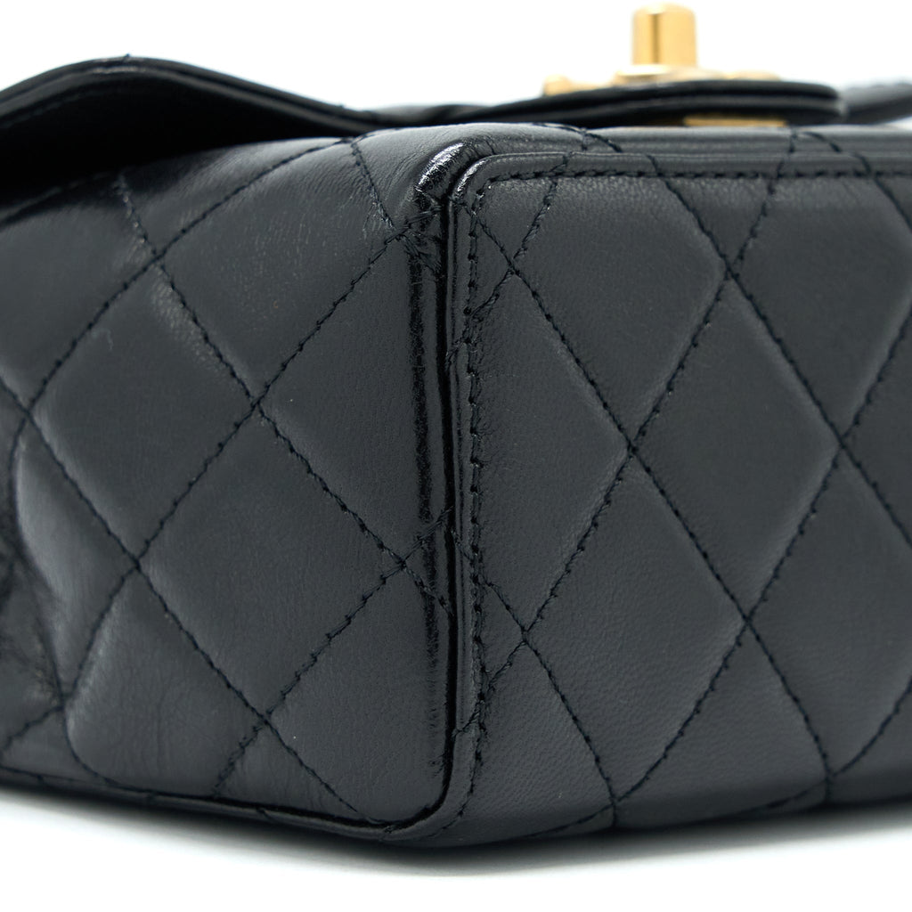 Chanel 22K Retro Classic New Square Mini Flap Bag Goatskin Black  (Microchip)