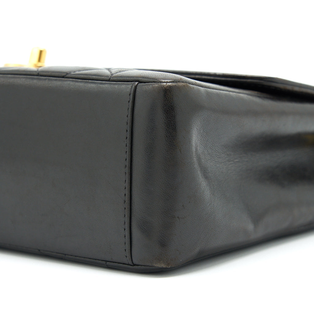 Chanel Vintage Medium Diana Flap Bag Lambskin Black