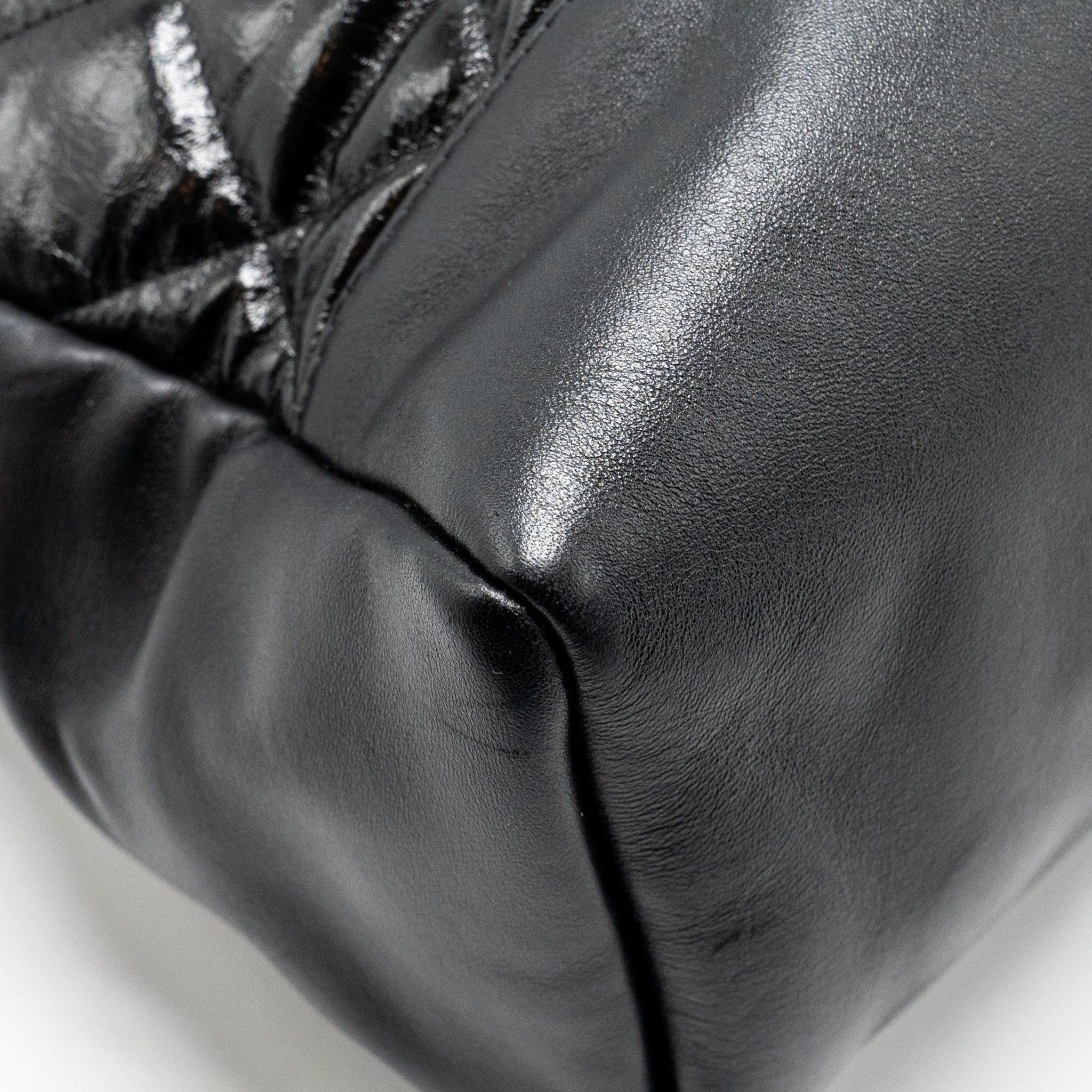 Chanel 31 bag calfskin black