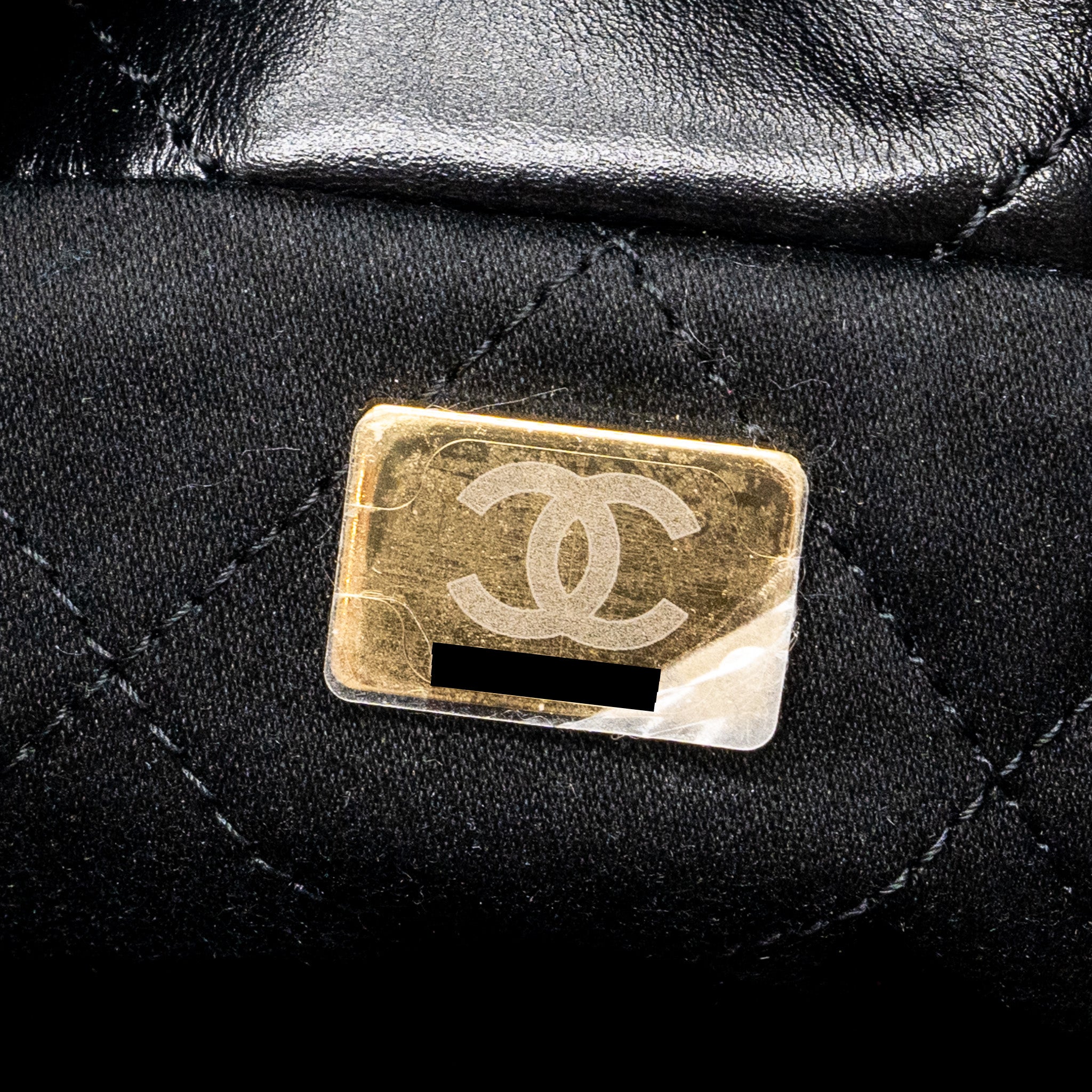 Chanel Mini 22 Bag Shiny Calfskin Black (Microchip)