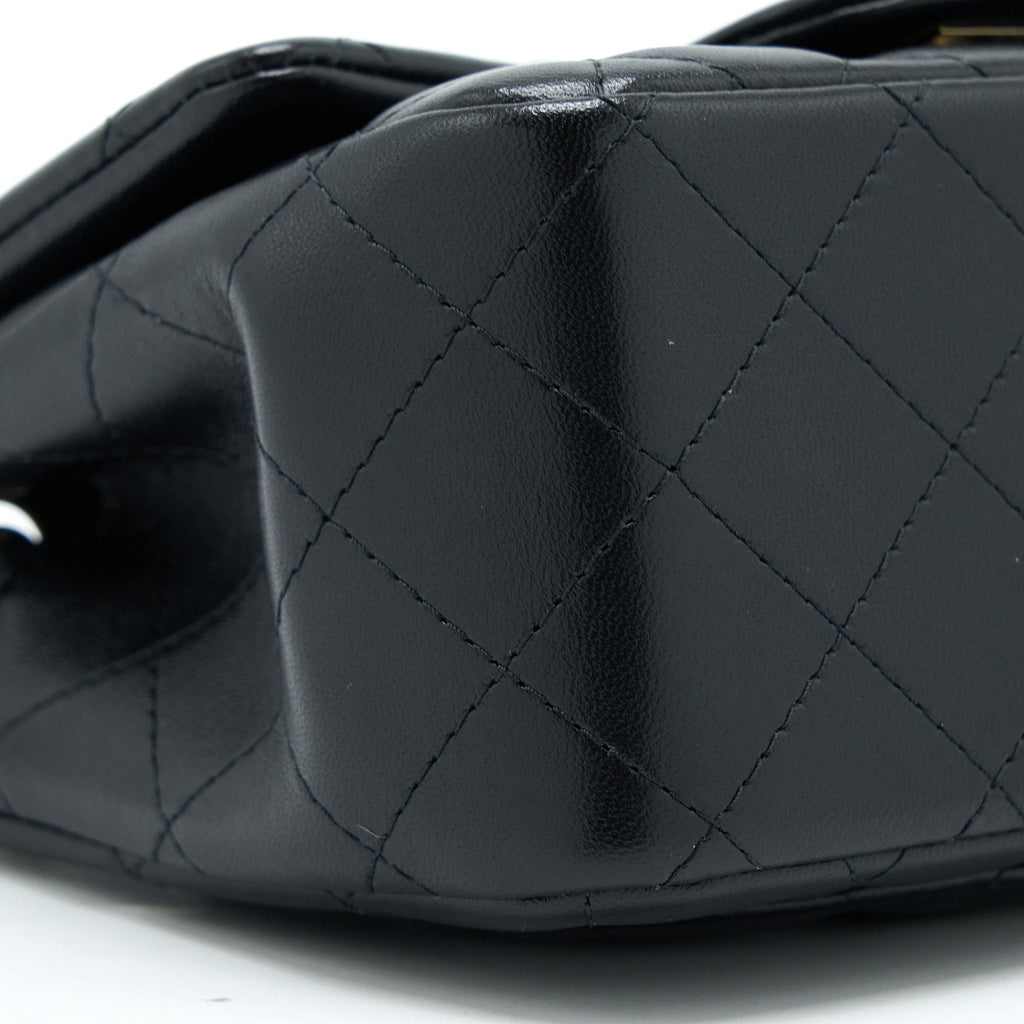 Chanel Classic Mini Square Flap Bag Lambskin Black L (Microchip)