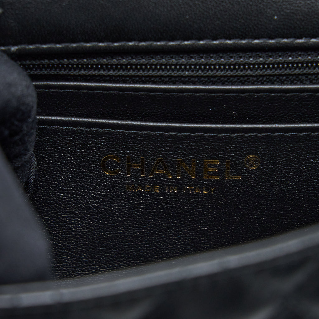 Chanel Classic Mini Square Flap Bag Lambskin Black L (Microchip)