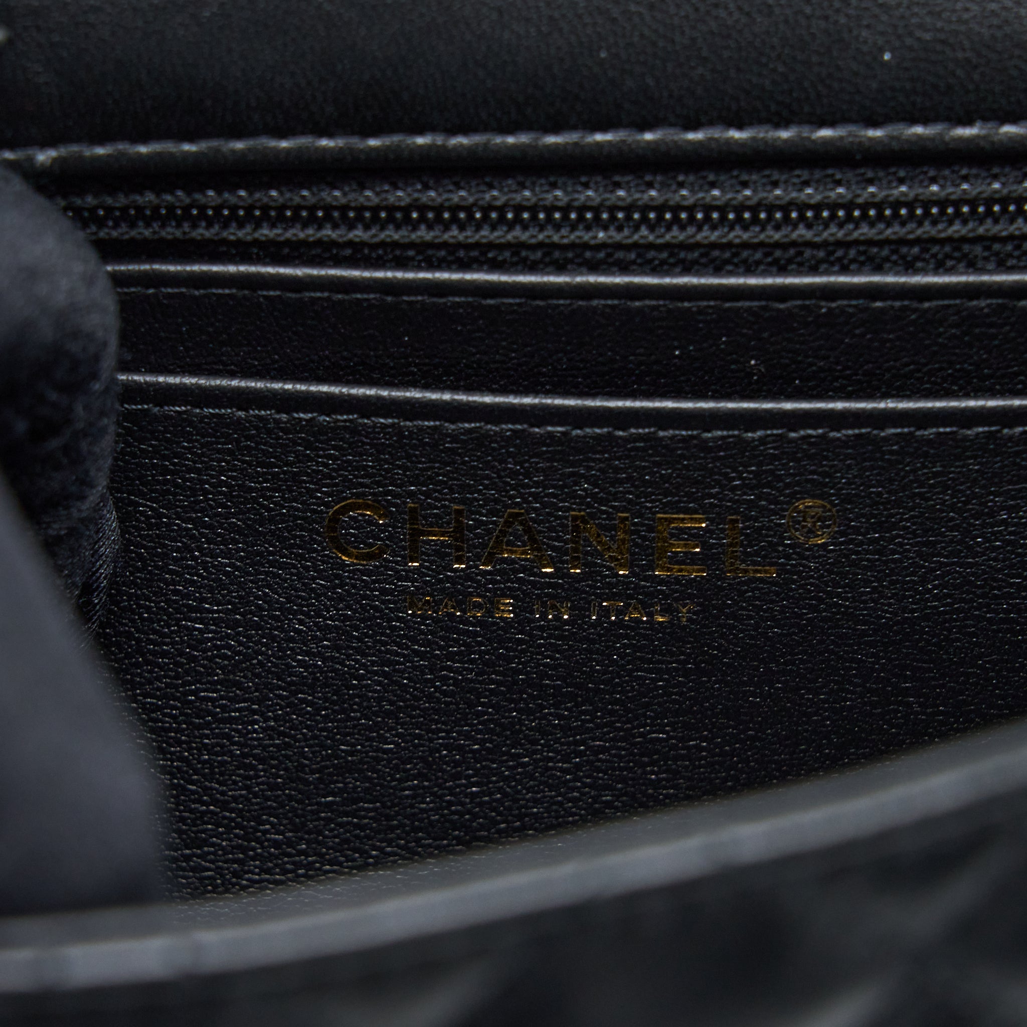 Chanel Classic Mini Square Flap Bag Lambskin Black L (Microchip)