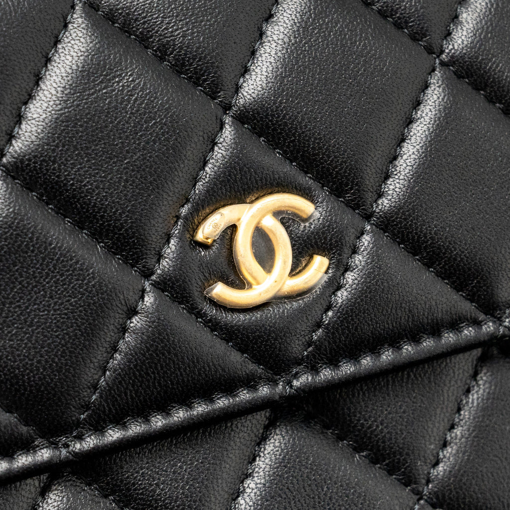 Chanel Pearl Crush Mini Flap Wallet with Chain Lambskin Black  (Microchip)