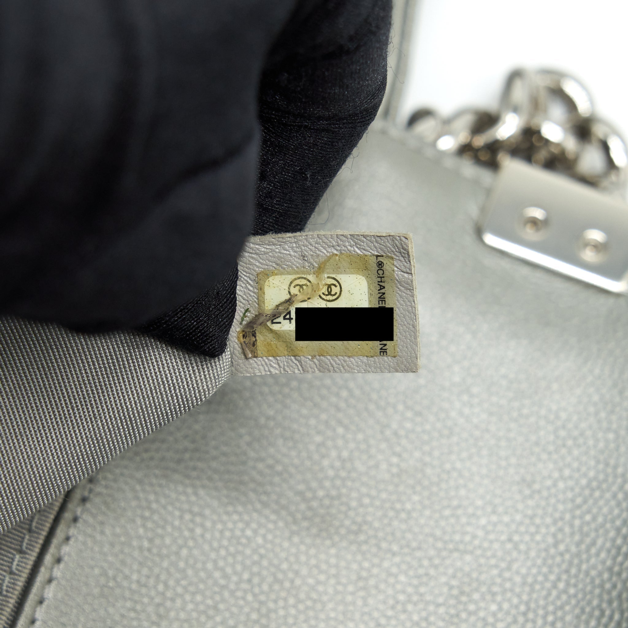 Chanel Small Boy bag Caviar Light Grey
