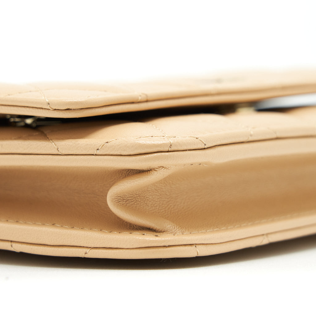 Chanel Classic Wallet On Chain Lambskin Beige L（Microchip）