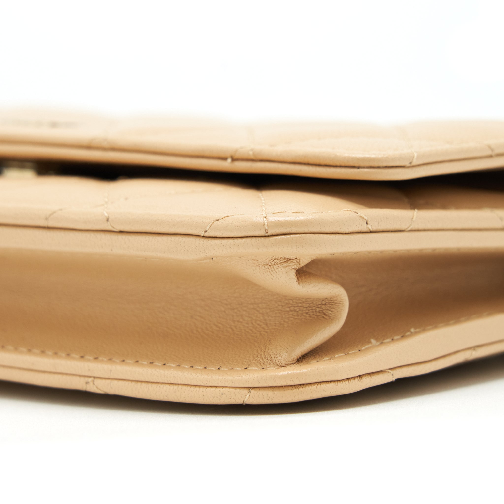 Chanel Classic Wallet On Chain Lambskin Beige L（Microchip）