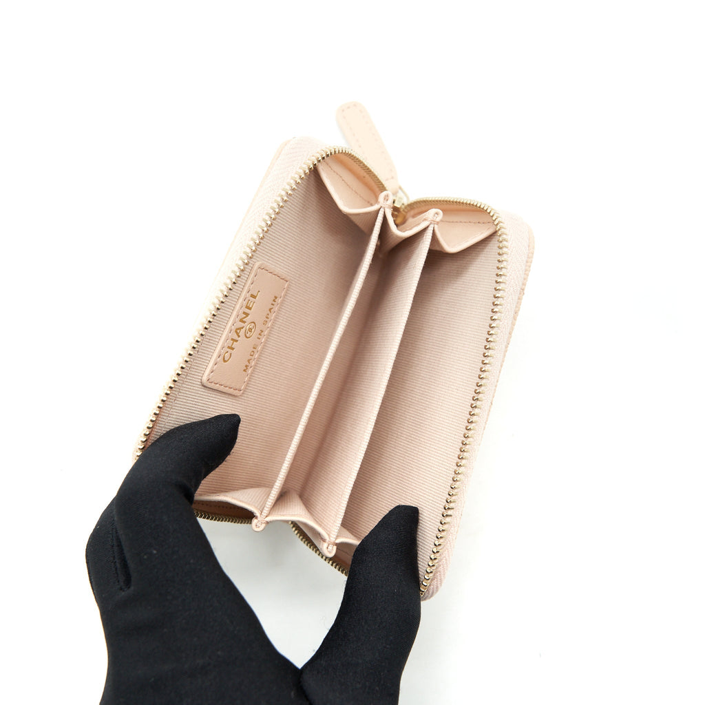 Chanel 22C Zippy Card Holder Caviar Light Beige L