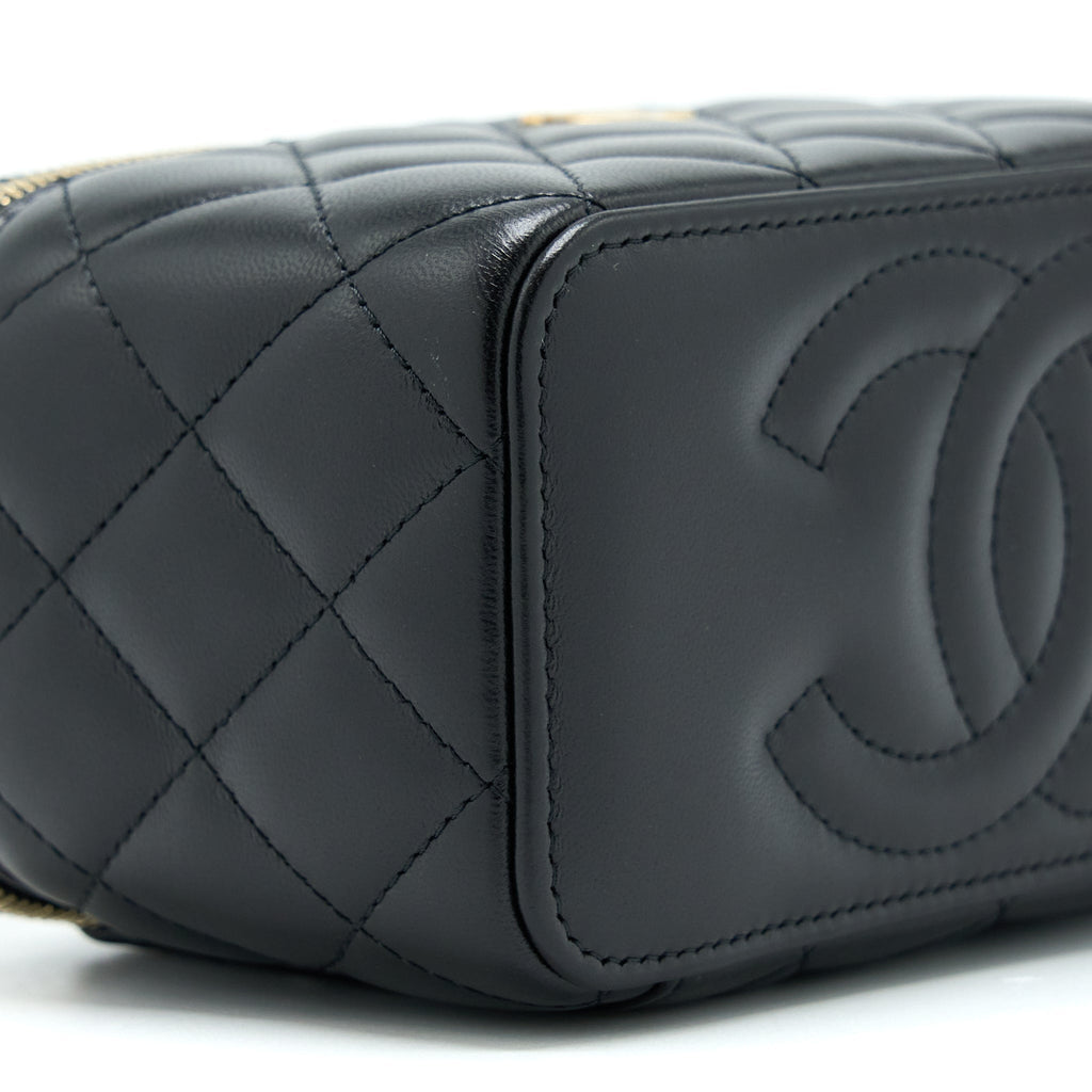 Chanel Long Vanity With Detailed Chain Lambskin Black