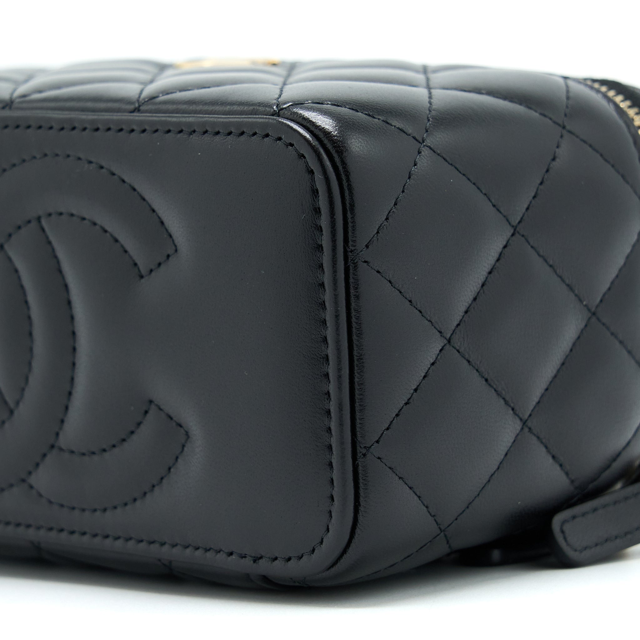 Chanel Long Vanity With Detailed Chain Lambskin Black