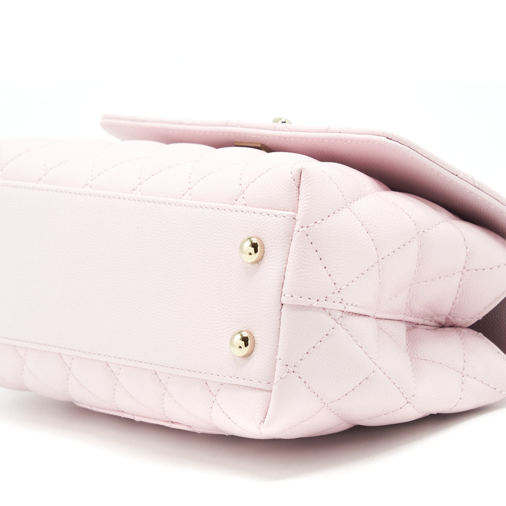 Chanel 22P Small Coco Handle Caviar Light Pink L