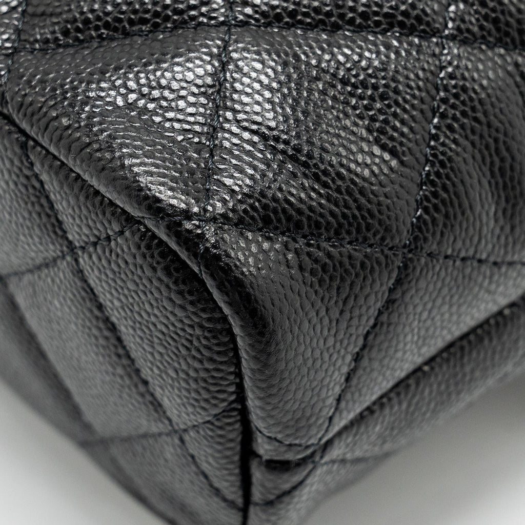 Chanel 25c Quilted Hobo Bag Caviar Black  (microchip)