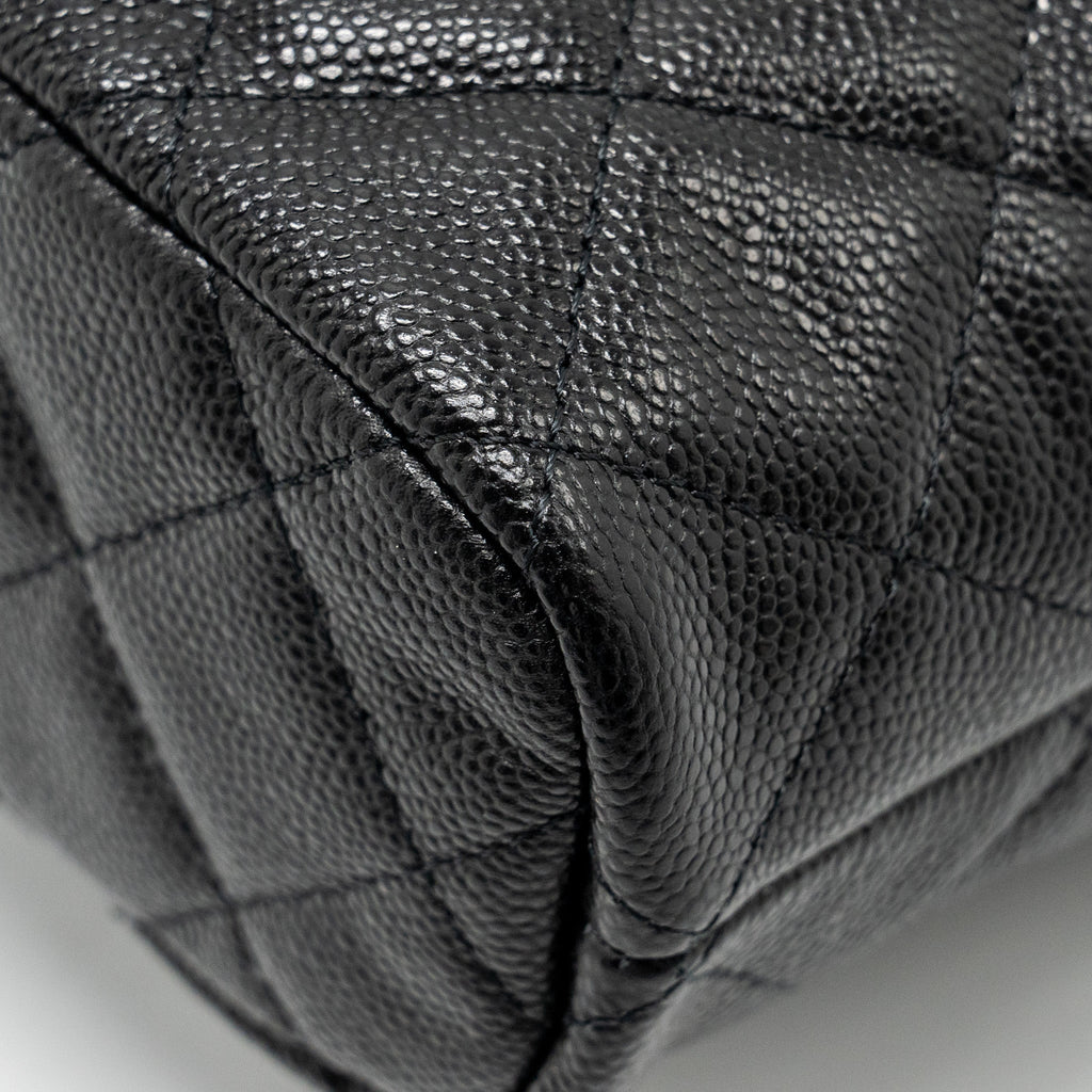 Chanel 25c Quilted Hobo Bag Caviar Black  (microchip)