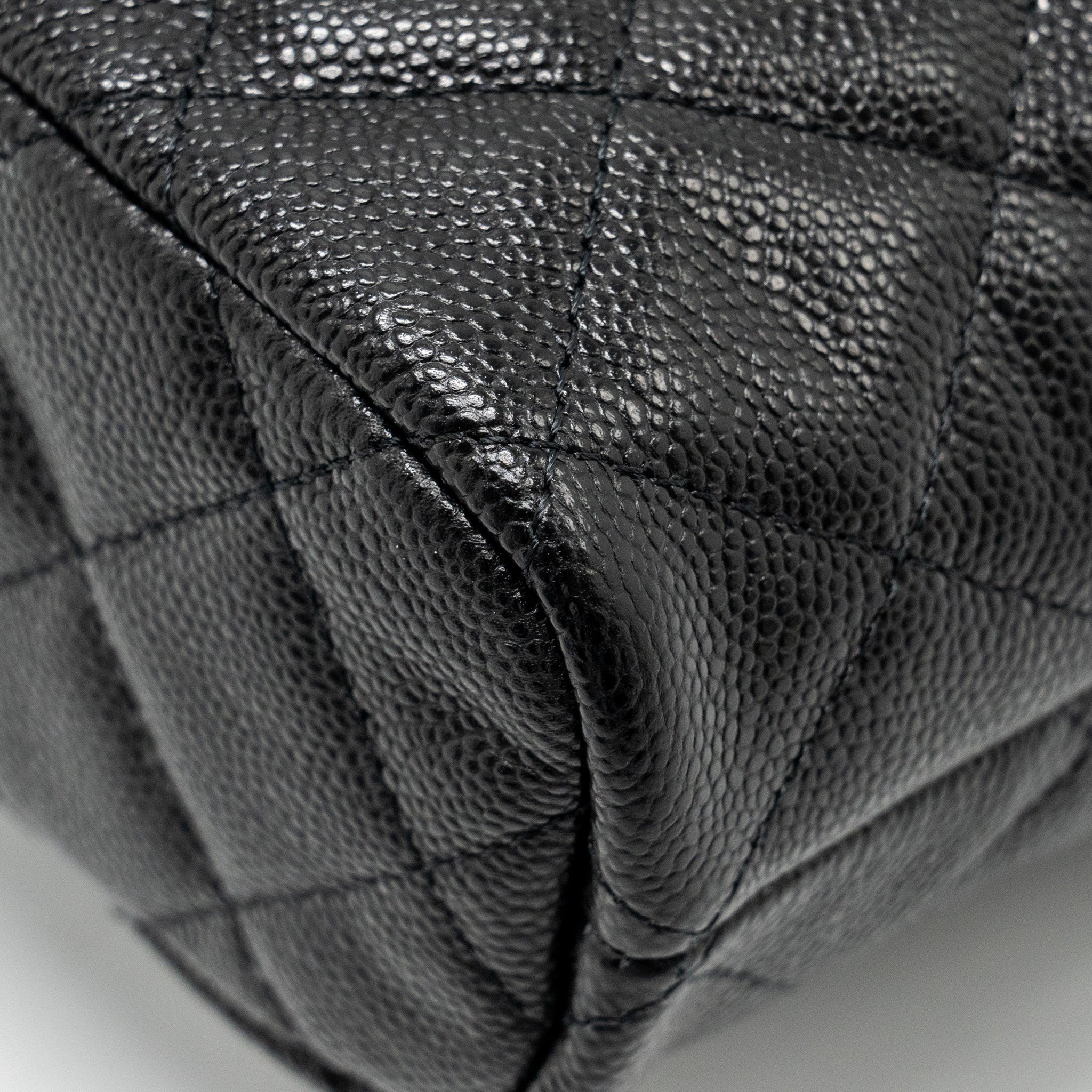 Chanel 25c Quilted Hobo Bag Caviar Black  (microchip)