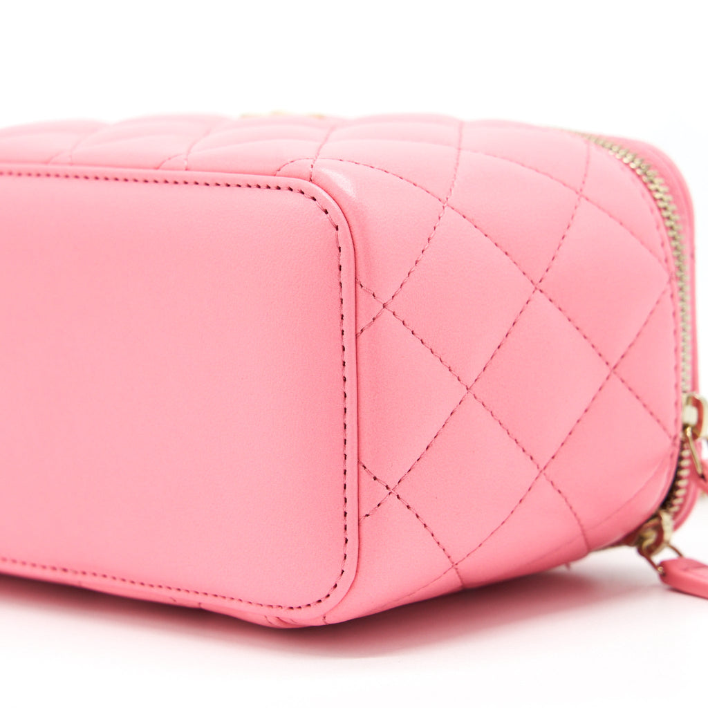 Chanel 22S Pearl Crush Long Vanity With Chain Lambskin Pink