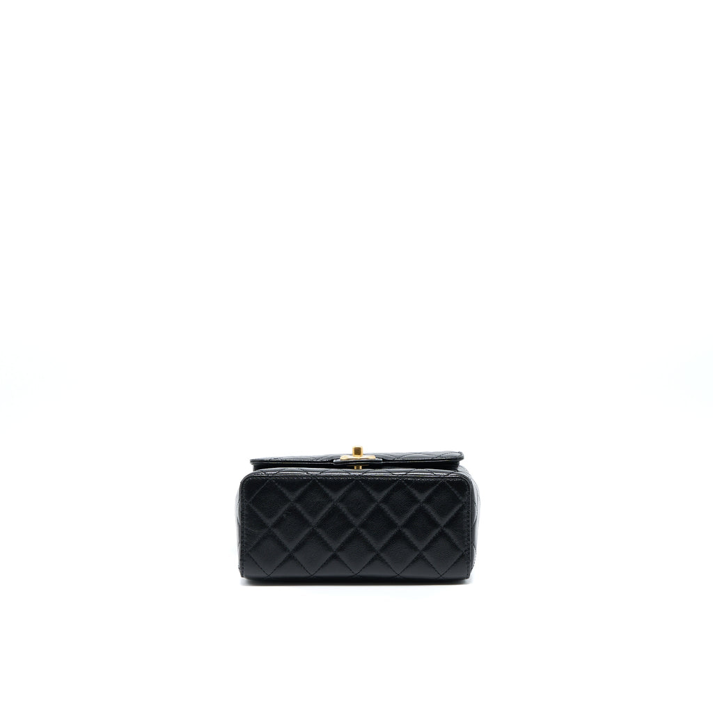 Chanel 22K Retro Classic New Square Flap Bag Goatskin Black  (Microchip)