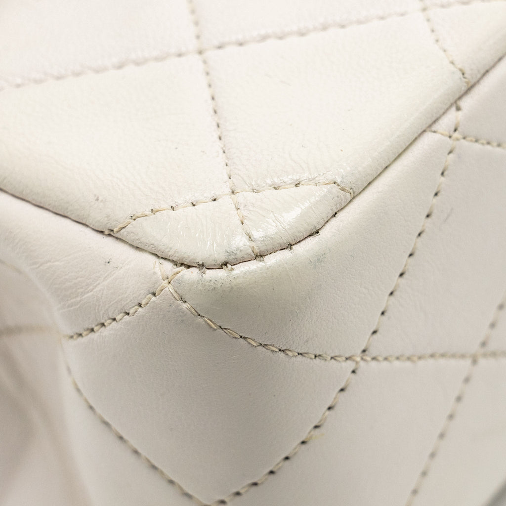 Chanel vintage Medium Classic Double Flap Bag Lambskin White
