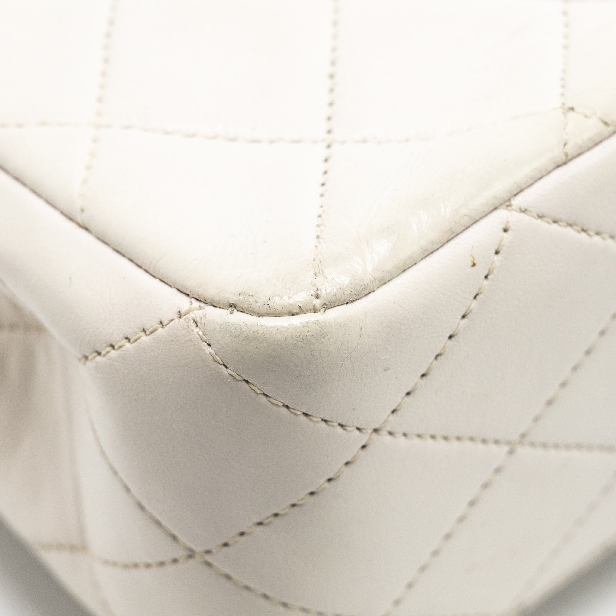 Chanel vintage Medium Classic Double Flap Bag Lambskin White